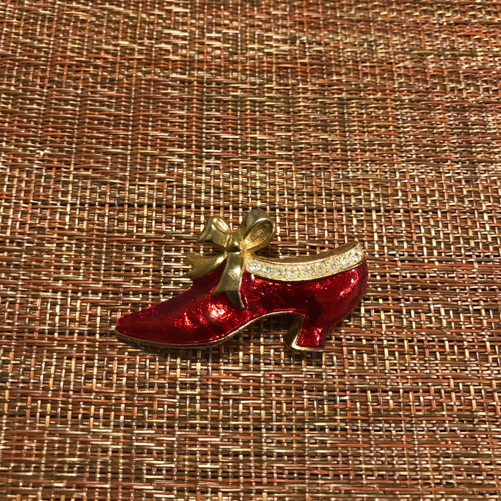 FLASH SALE Swarovski Swan Signed Vintage Red Enamel Old Fashioned Shoe